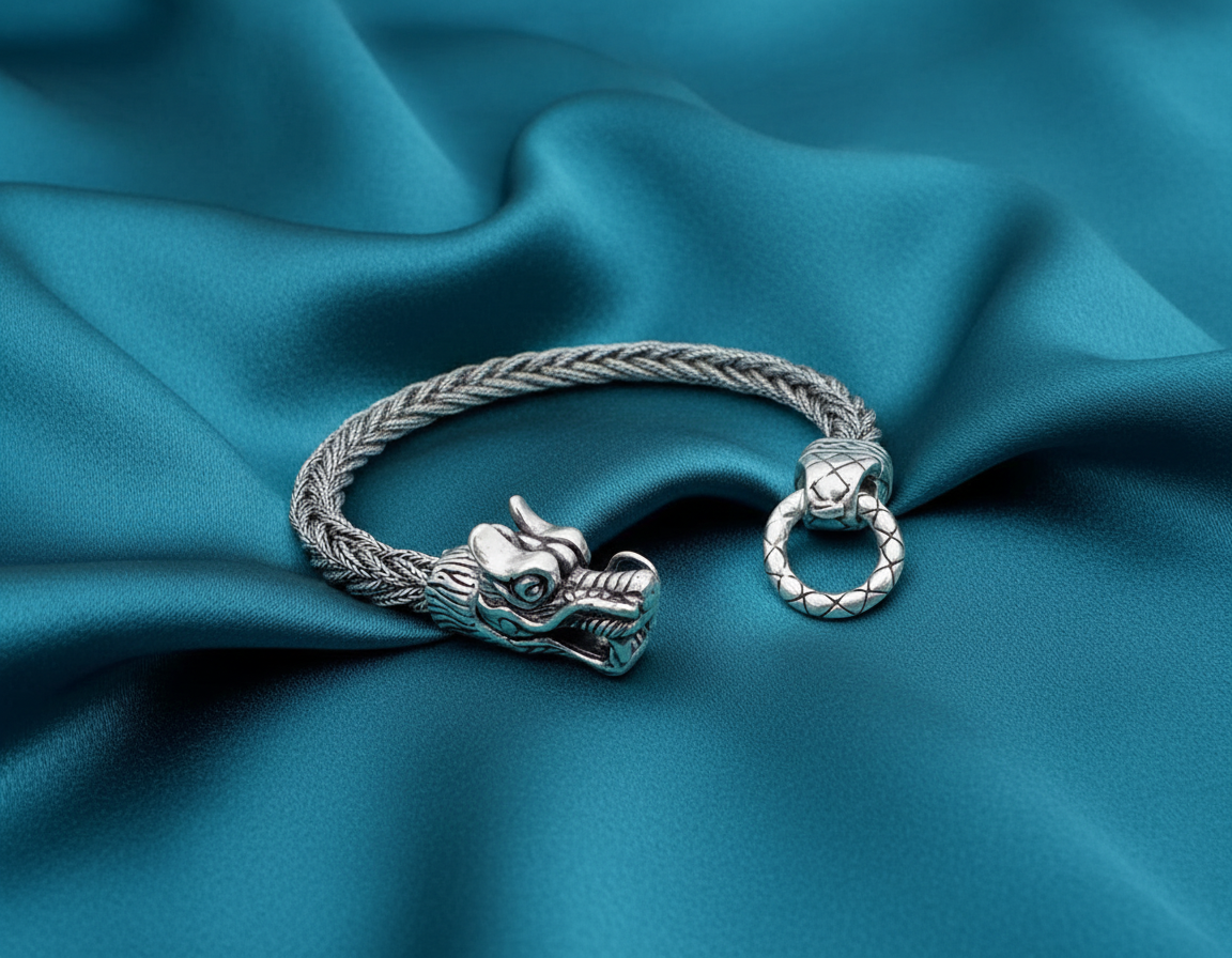 Gümüş Fiyatları Neden Yükseliyor? Hem Şıklık Hem Yatırım Aracı Olarak Gümüş