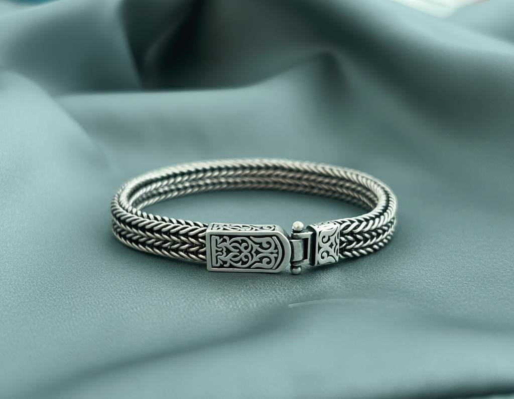 Gümüş Cihan Albora Bileklik