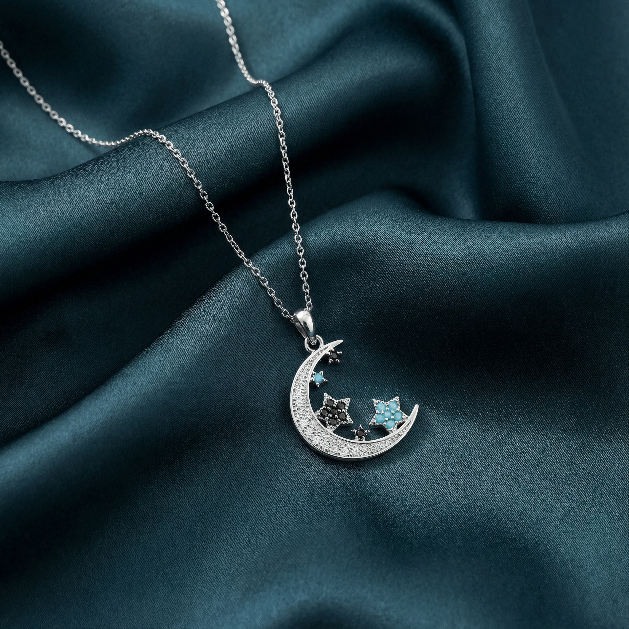 Gümüş Ay ve Yıldızlar Kolye