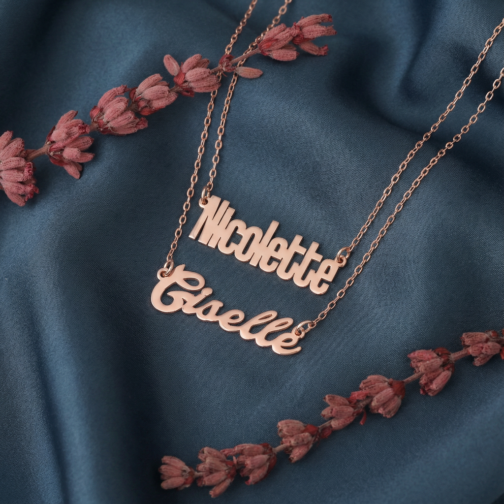 Gümüş İsimli Kolye