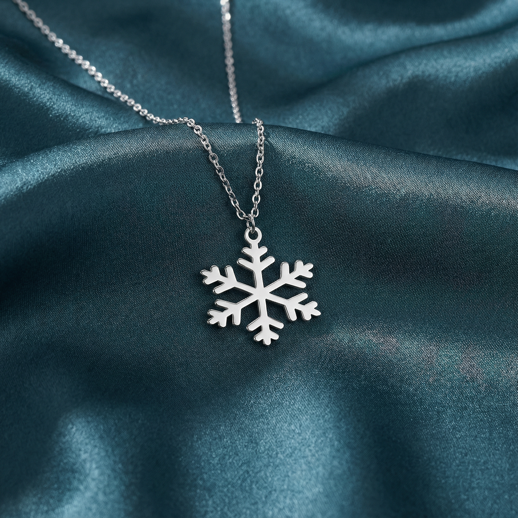 Gümüş Kar Tanesi Kolye