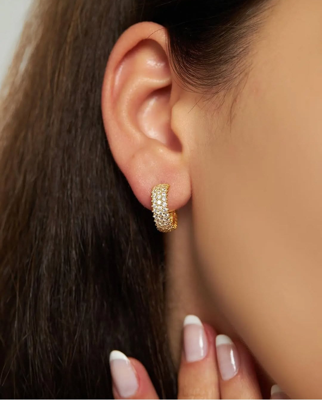 Gümüş Keskin Detaylı Halka Küpe